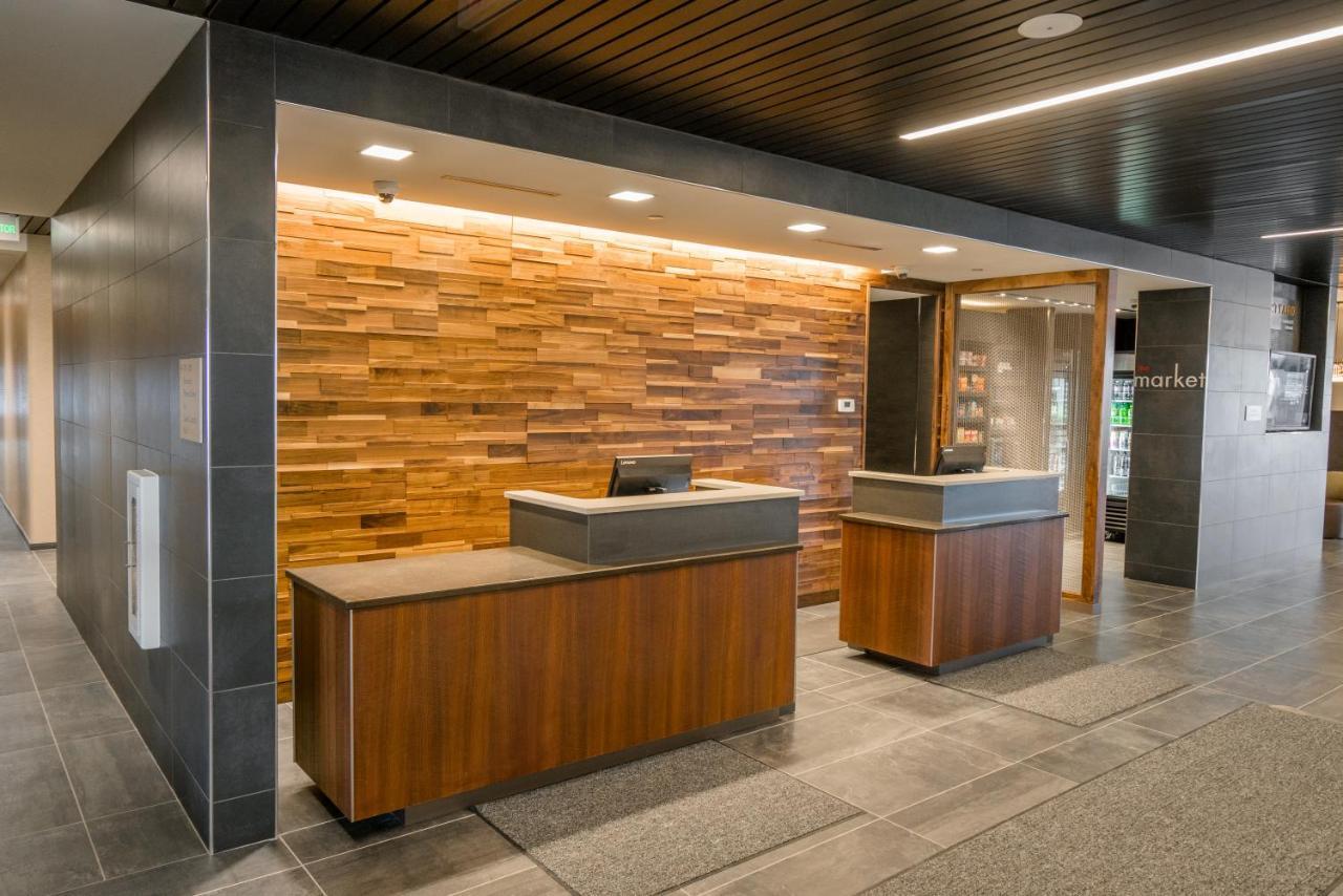 Courtyard By Marriott Fargo Hotel Exterior foto