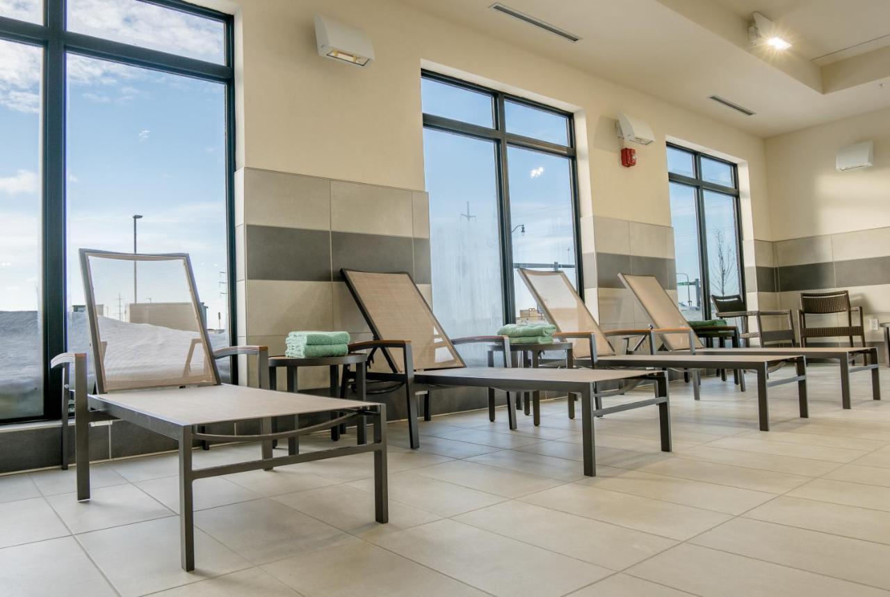 Courtyard By Marriott Fargo Hotel Exterior foto