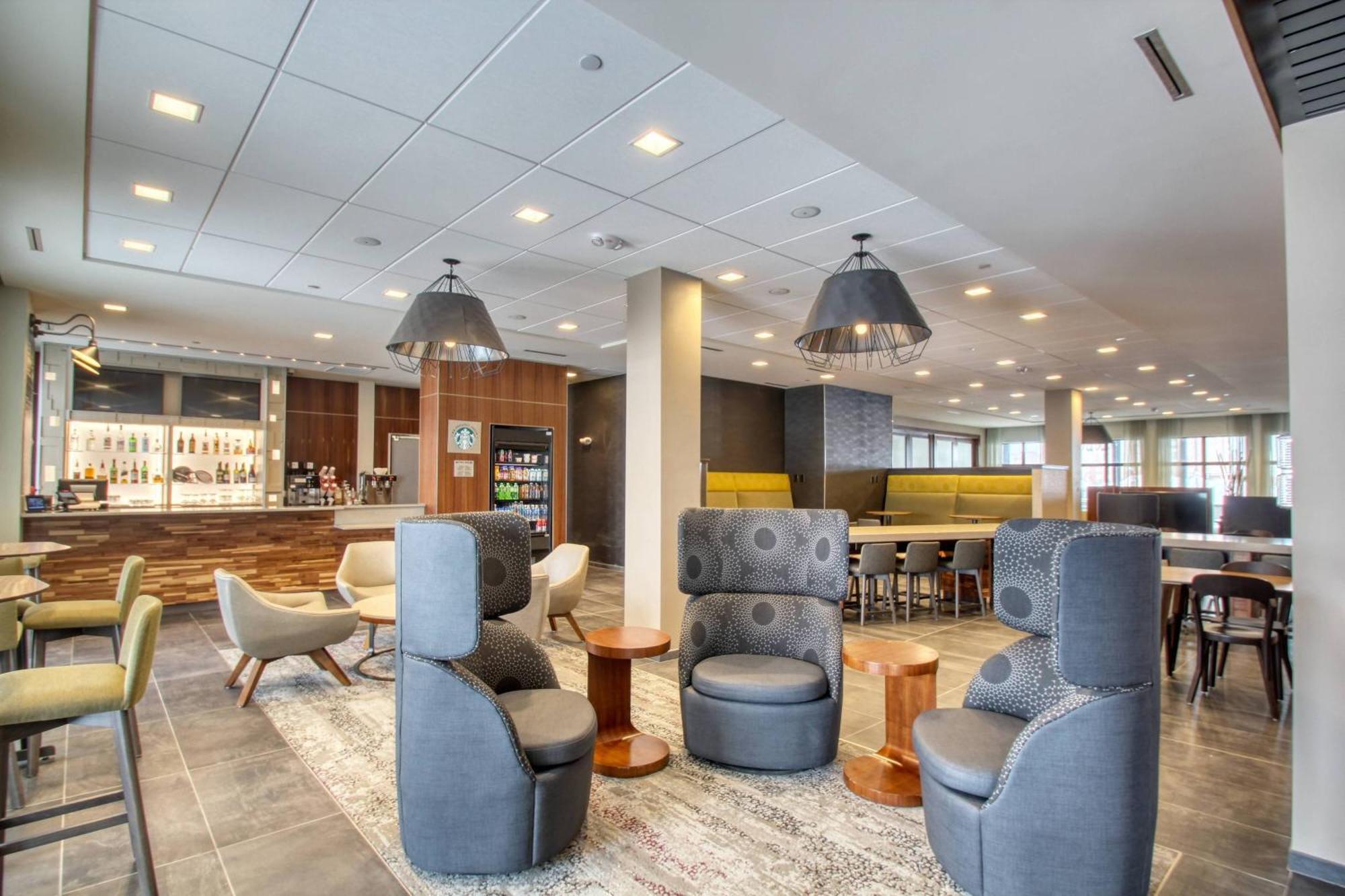 Courtyard By Marriott Fargo Hotel Exterior foto